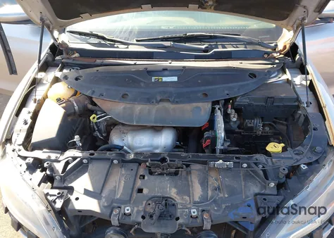 2015 Chrysler 200 Limited z USA, uszkodzony, nr VIN 1C3CCCAB8FN663614